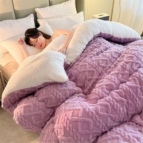 Kingsize Duvet Set 4Pcs,1 BedCover, 2PillowCases And 1 BedSheet - Purple image